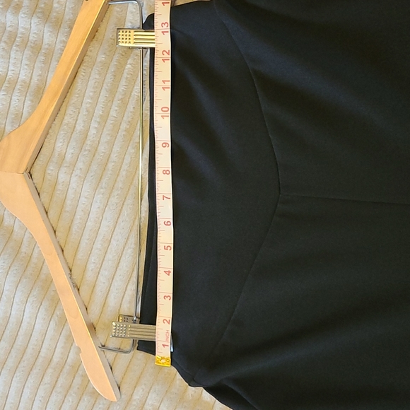 Summer clearance...Bundle 3+ items & Save...Kim&Co black crepe pant - Picture 2 of 6